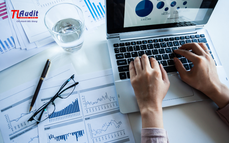 Kiểm tra sử dụng tài khoản kế toán chính xác